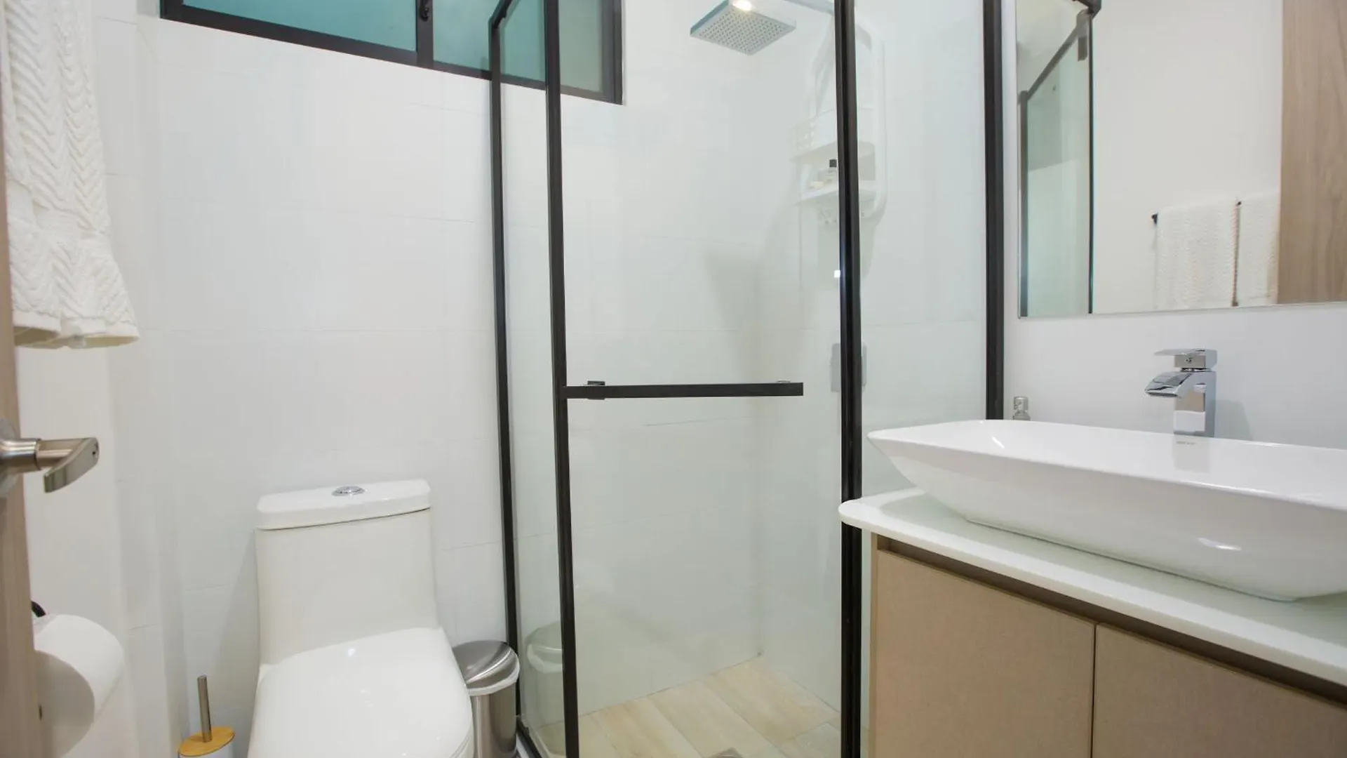 Apartman Guayaquil, Apartamentos En Barrio Las Penas, La Rosa Del Rio Exclusividad, Hermosa Vista, Descanso Y Turismo