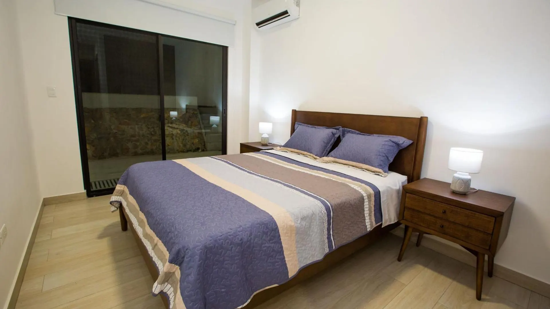 Guayaquil, Apartamentos En Barrio Las Penas, La Rosa Del Rio Exclusividad, Hermosa Vista, Descanso Y Turismo Apartman