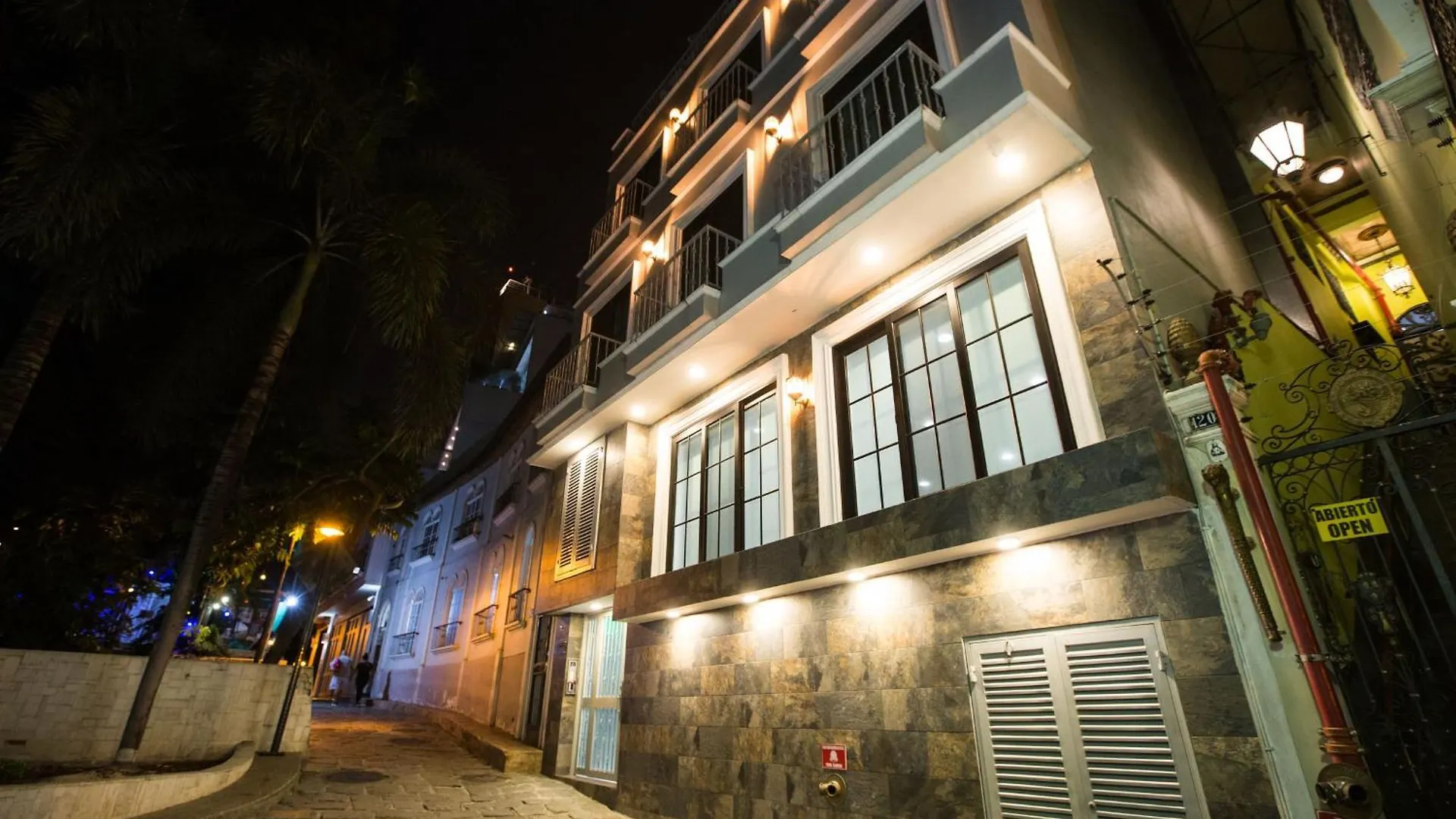 Guayaquil, Apartamentos En Barrio Las Penas, La Rosa Del Rio Exclusividad, Hermosa Vista, Descanso Y Turismo 0*, Guayaquil Ecuador