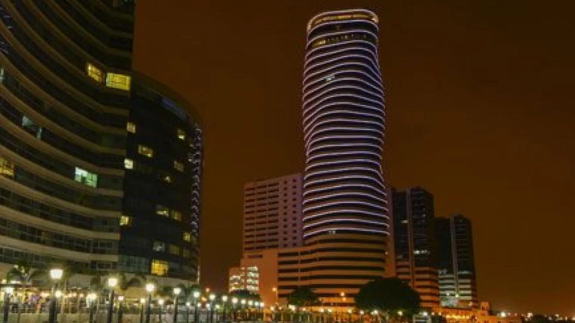 Guayaquil, Apartamentos En Barrio Las Penas, La Rosa Del Rio Exclusividad, Hermosa Vista, Descanso Y Turismo Apartman